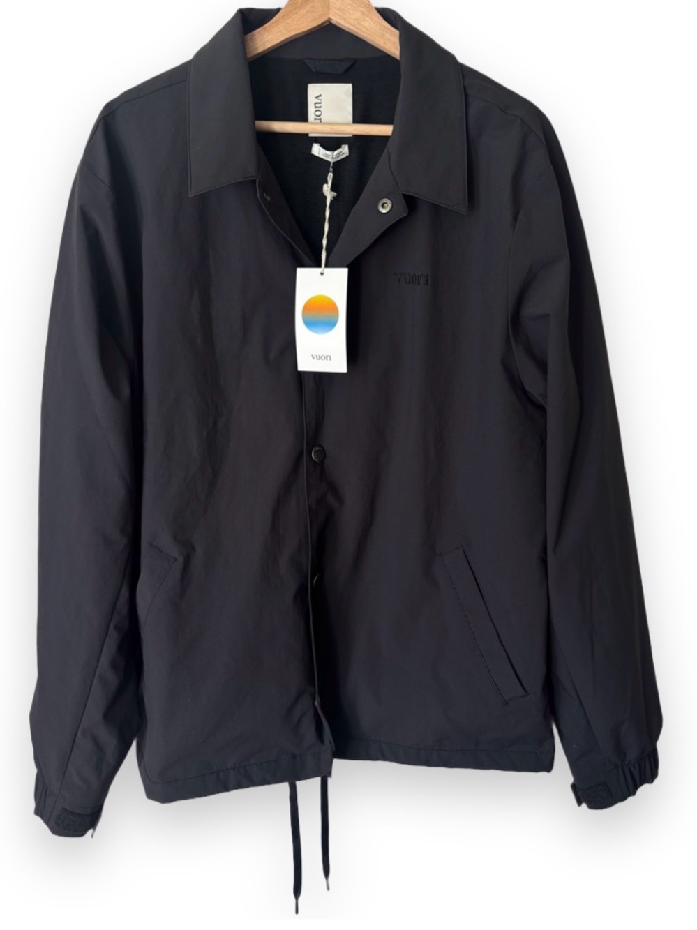 Vuori V1 Coach Jacket in black, men's size L